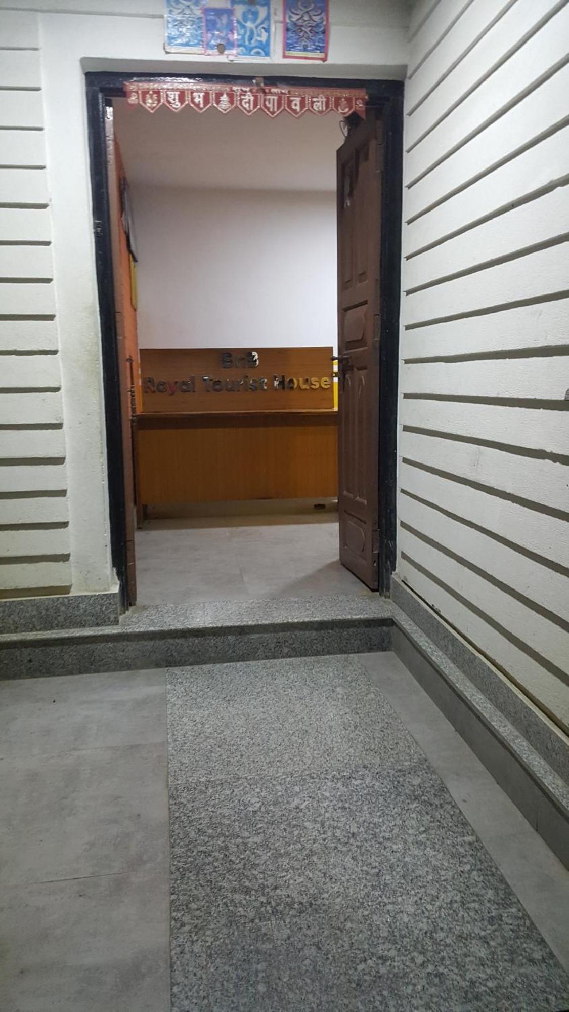 Bnb Royal Tourist House Katmandu Kültér fotó