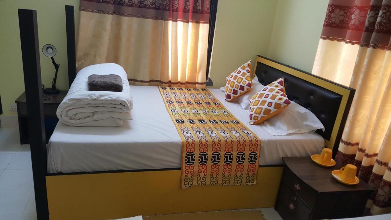 Bnb Royal Tourist House Katmandu Kültér fotó